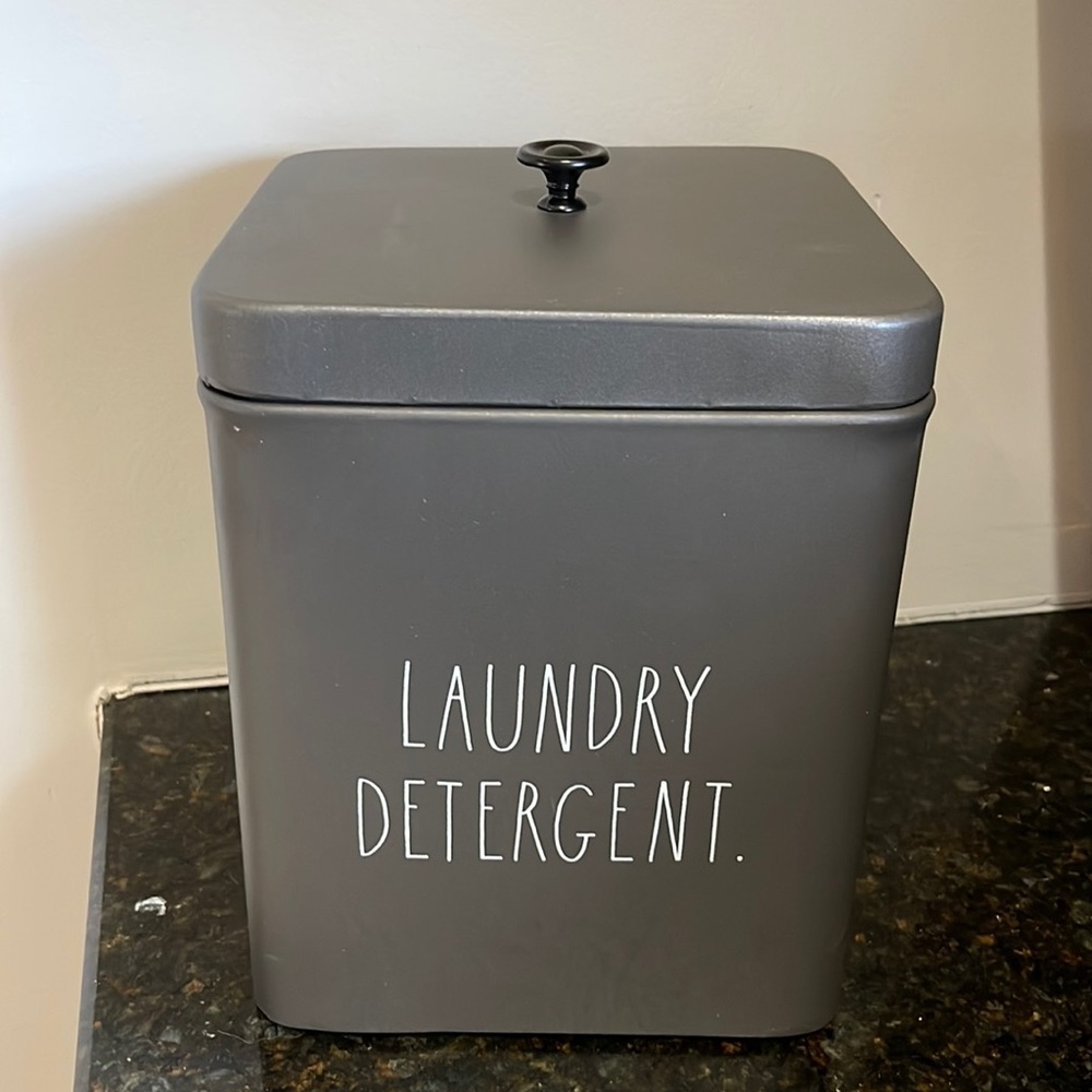 Rae Dunn - LAUNDRY DETERGENT